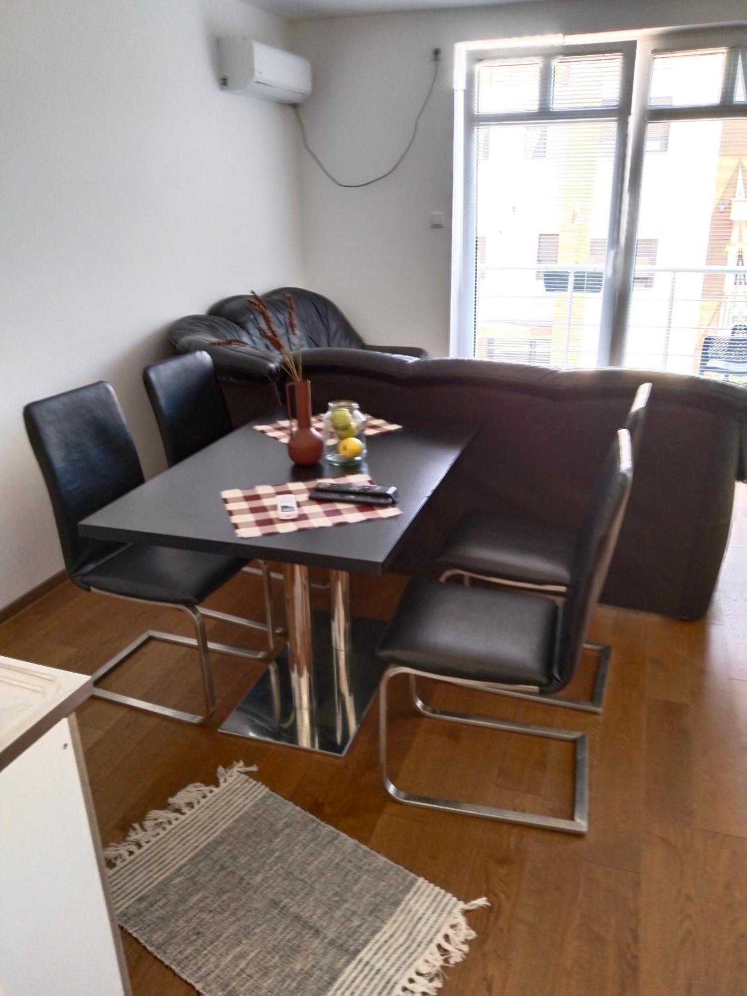 Sandra Apartmani Vrsac Zimmer foto